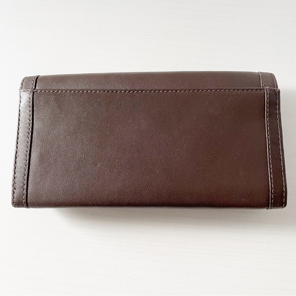 Coach brown leather buckle motif long trifold snap wallet - Picture 2 of 8